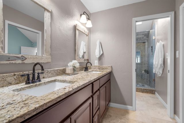410 Simmons Road, Double Oak, TX 75077