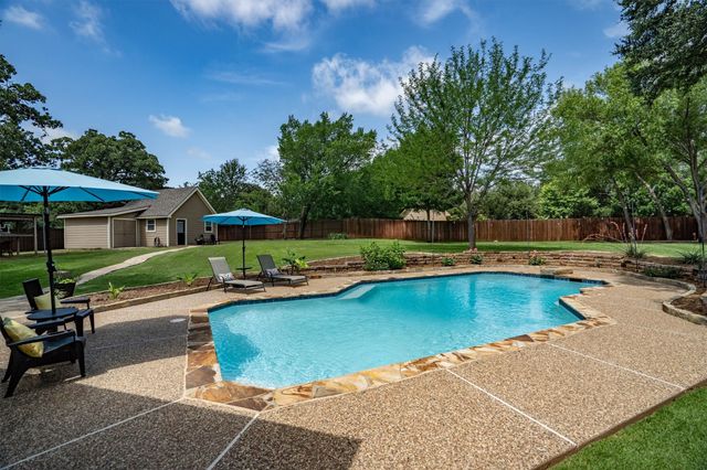410 Simmons Road, Double Oak, TX 75077