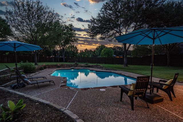410 Simmons Road, Double Oak, TX 75077