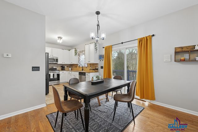 3125 Shenandoah Drive, Carpentersville, IL 60110