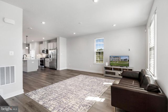 19410 PAIUTE TER, Leesburg, VA 20175