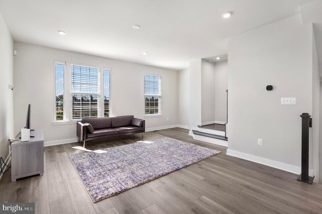 19410 PAIUTE TER, Leesburg, VA 20175