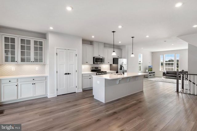 19410 PAIUTE TER, Leesburg, VA 20175