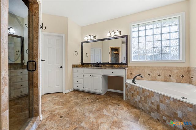 2815 Chisholm Trail, Salado, TX 76571