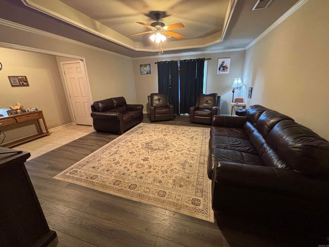 14 Windsor Park Drive, Ward, AR 72176