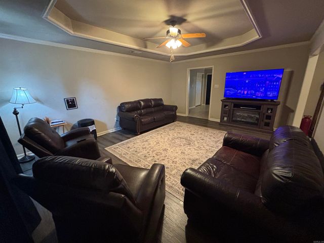 14 Windsor Park Drive, Ward, AR 72176
