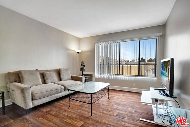 10982 Roebling Avenue 326, Los Angeles, CA 90024
