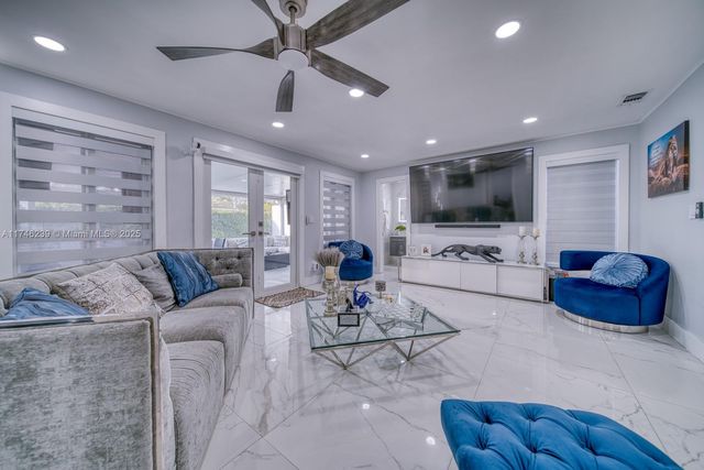 12620 SW 252nd Ter, Homestead, FL 33032