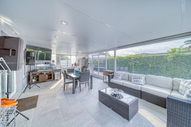 12620 SW 252nd Ter, Homestead, FL 33032