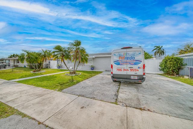 12620 SW 252nd Ter, Homestead, FL 33032
