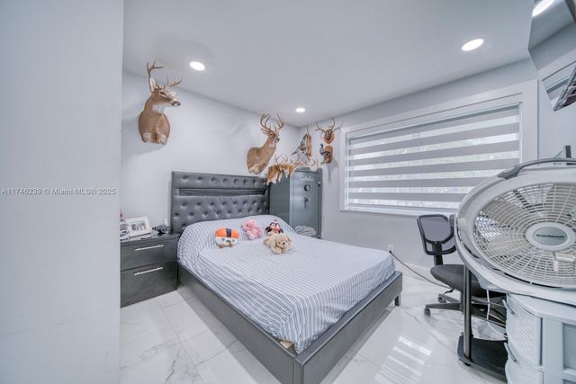 12620 SW 252nd Ter, Homestead, FL 33032