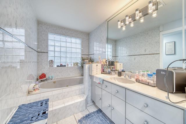 12620 SW 252nd Ter, Homestead, FL 33032