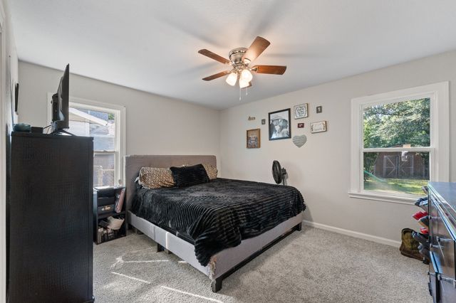 809 Phillips Street, Cleburne, TX 76033