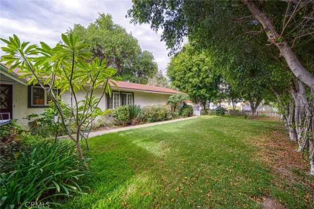 16738 Index, Granada Hills, CA 91344