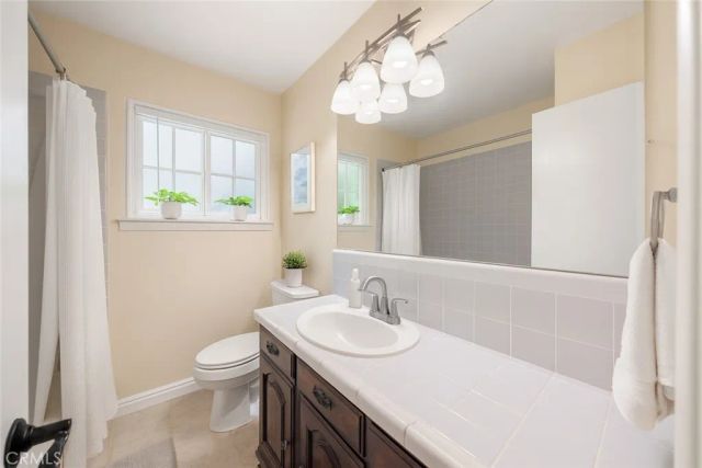 16738 Index, Granada Hills, CA 91344