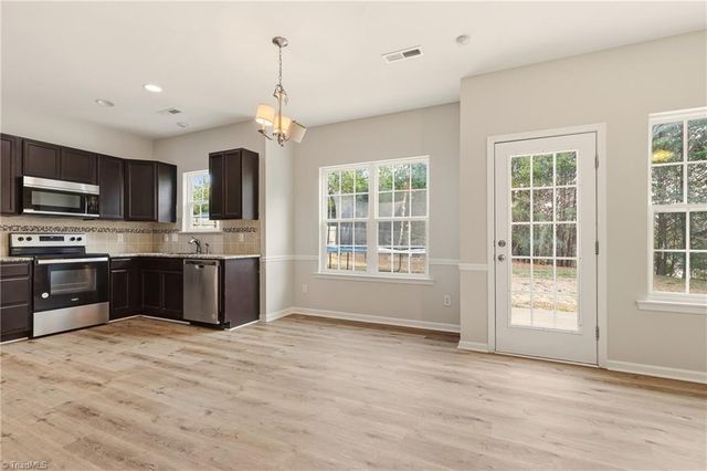 142 Bald Cypress Drive, Winston-salem, NC 27127