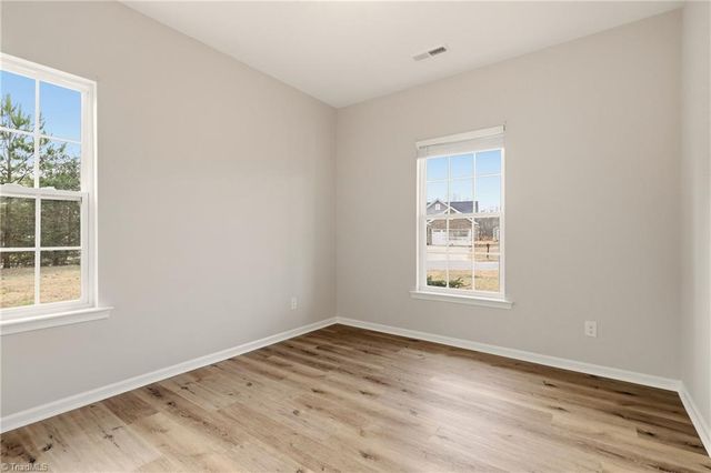 142 Bald Cypress Drive, Winston-salem, NC 27127