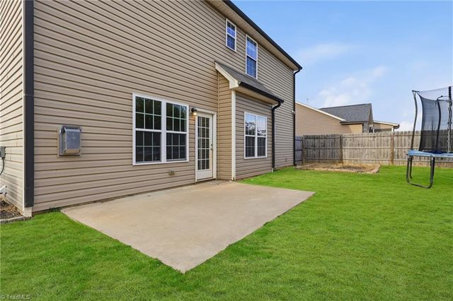 142 Bald Cypress Drive, Winston-salem, NC 27127