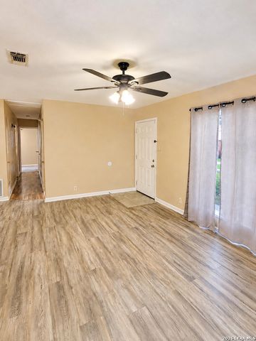 1510 LORELEI LN, New Braunfels, TX 78130