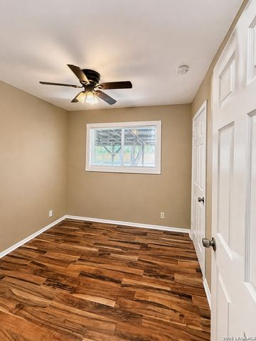 1510 LORELEI LN, New Braunfels, TX 78130