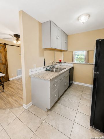 1510 LORELEI LN, New Braunfels, TX 78130