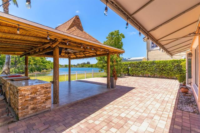 27866 SW 142nd Ave, Homestead, FL 33032