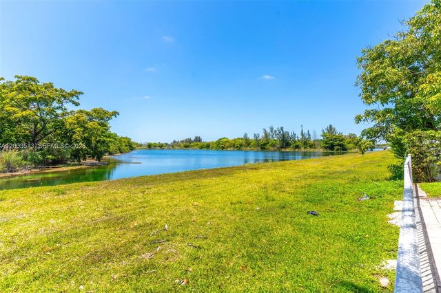 27866 SW 142nd Ave, Homestead, FL 33032