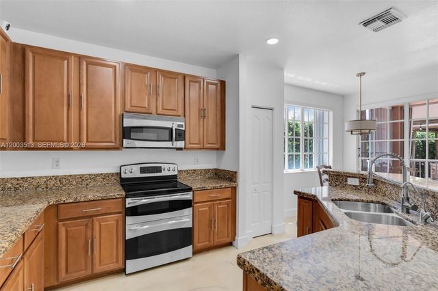 27866 SW 142nd Ave, Homestead, FL 33032