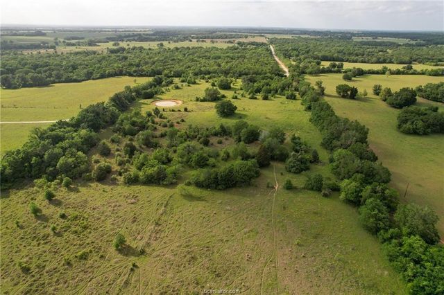 9525 S Hickory Loop County Road, Calvert, TX 77837