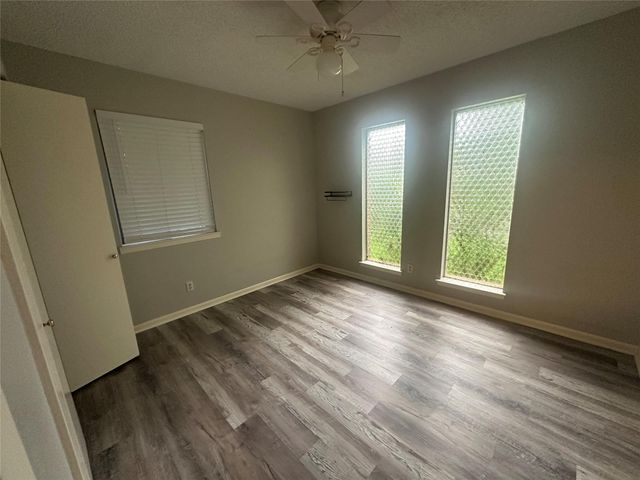 8910 Little Walnut A, Austin, TX 78758