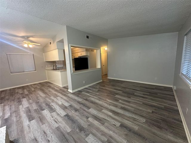 8910 Little Walnut A, Austin, TX 78758