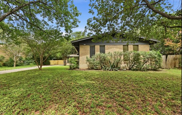 8910 Little Walnut A, Austin, TX 78758