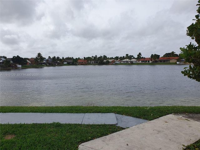 6702 SW 152nd Pl 28-02, Miami, FL 33193