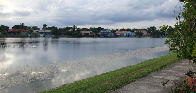 6702 SW 152nd Pl 28-02, Miami, FL 33193