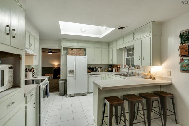 1513 JOHNSON ROAD, Iowa Park, TX 76367
