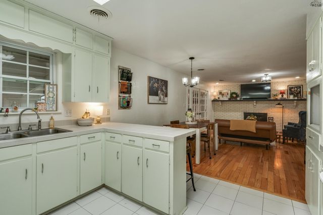 1513 JOHNSON ROAD, Iowa Park, TX 76367