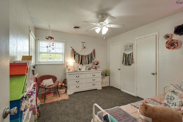 1513 JOHNSON ROAD, Iowa Park, TX 76367
