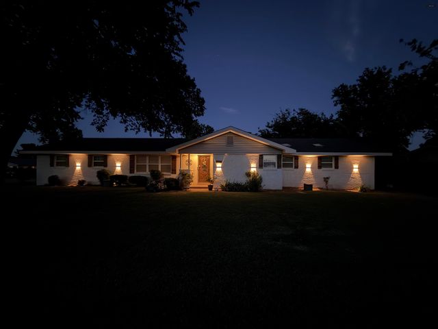 1513 JOHNSON ROAD, Iowa Park, TX 76367