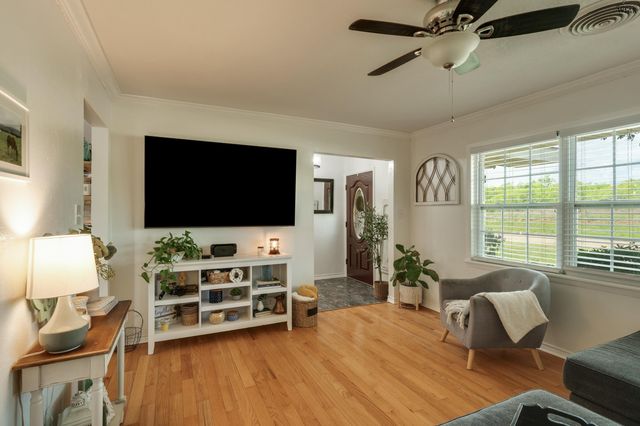 1513 JOHNSON ROAD, Iowa Park, TX 76367