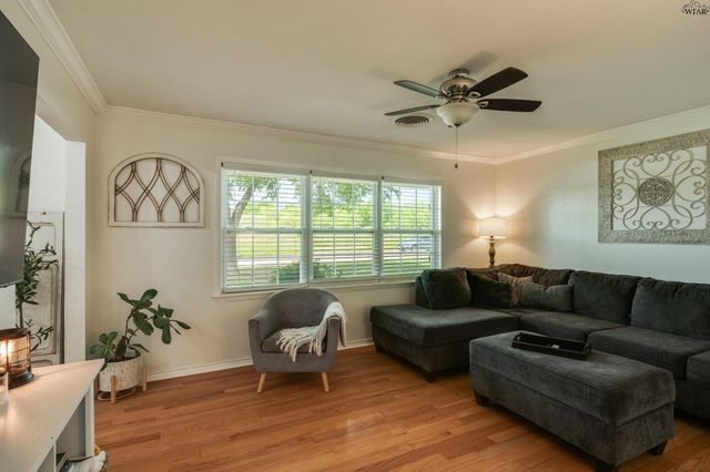 1513 JOHNSON ROAD, Iowa Park, TX 76367