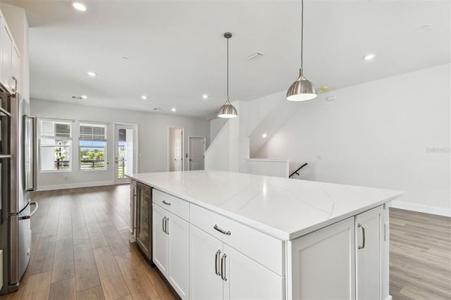 7232 SUTTON LANE, Sarasota, FL 34240