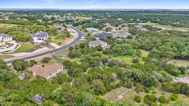 2542 Black Bear Drive, New Braunfels, TX 78132