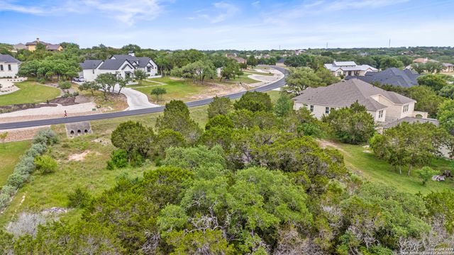 2542 Black Bear Drive, New Braunfels, TX 78132