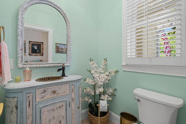 5017 Gilbert Ln., North Myrtle Beach, SC 29582