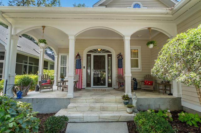 5017 Gilbert Ln., North Myrtle Beach, SC 29582