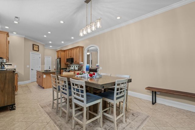 5017 Gilbert Ln., North Myrtle Beach, SC 29582