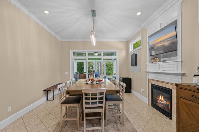 5017 Gilbert Ln., North Myrtle Beach, SC 29582