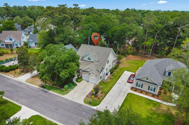 5017 Gilbert Ln., North Myrtle Beach, SC 29582