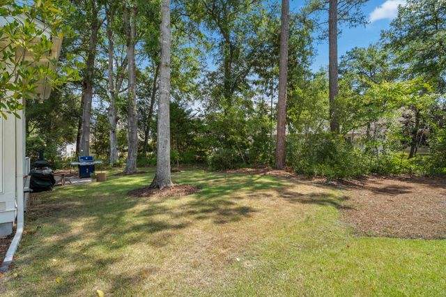 5017 Gilbert Ln., North Myrtle Beach, SC 29582