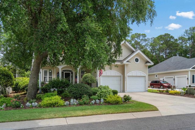 5017 Gilbert Ln., North Myrtle Beach, SC 29582